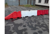 Plastové svodidlo koncové