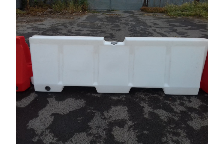 Plastové svodidlo - bílé