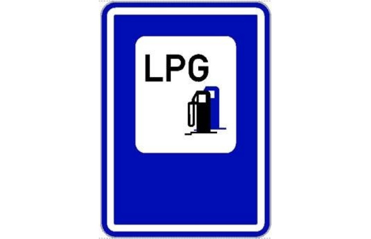 Dopravní značka IJ7 - Čerpací stanice (LPG) Dopravní značka IJ7 - Čerpací stanice (LPG)