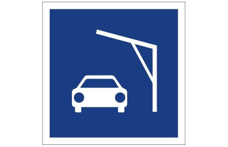 Plavební znak E7.1 - Povolené stání plavidel za účelem naložení nebo vyložení vozidla