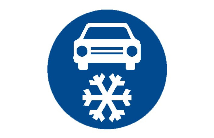 Dopravní značka C15a - Zimní výbava