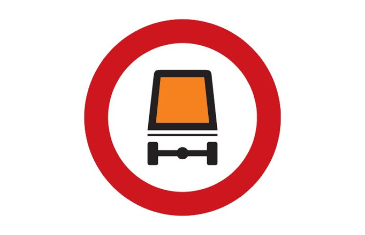 Dopravní značka B18 - Zákaz vjezdu vozidel přepravujících nebezpečný náklad