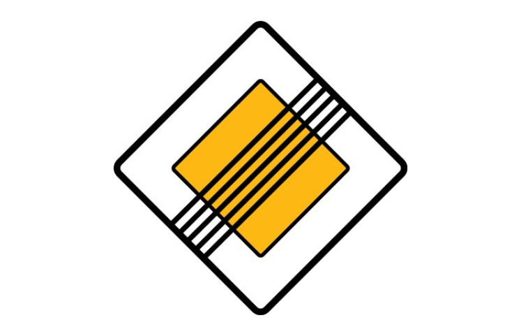 Dopravní značka P3 - Konec hlavní pozemní komunikace