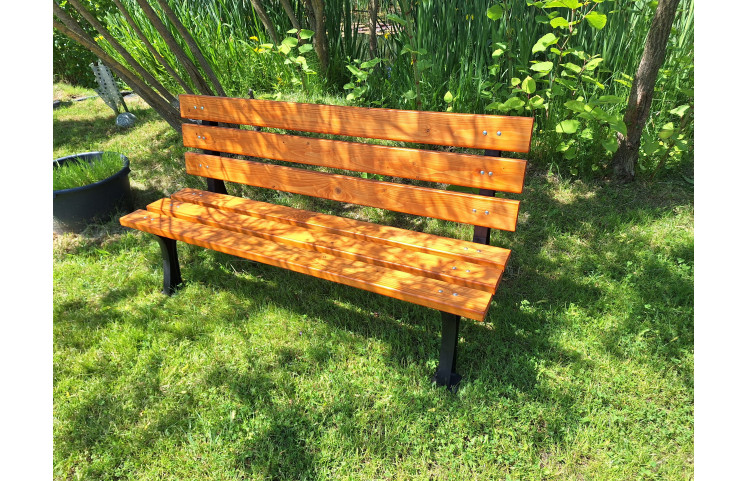 Litinová lavička Castel