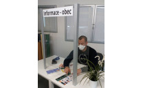 Ochranná přepážka - model s bočními zástěnami