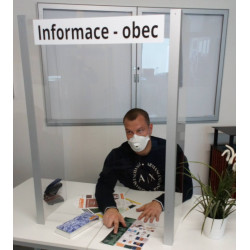 Ochranná přepážka - model s bočními zástěnami