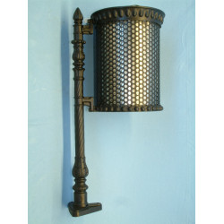 Litinový koš Masiv  na ozdobném sloupku